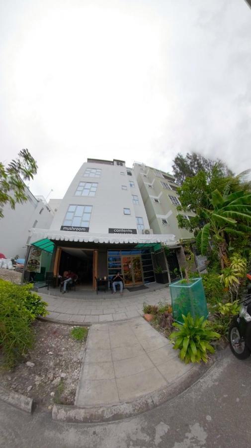 Contento Retreat Hulhumale Esterno foto