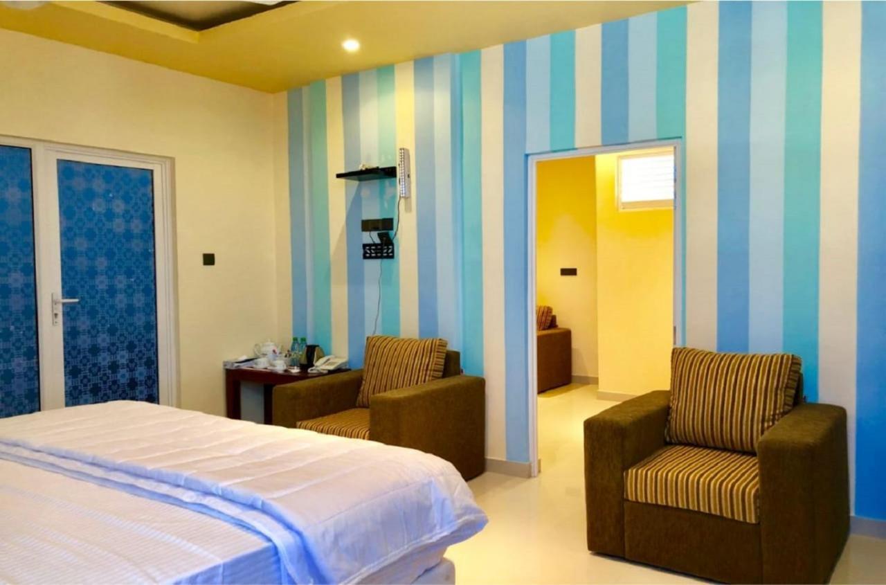 Contento Retreat Hulhumale Esterno foto