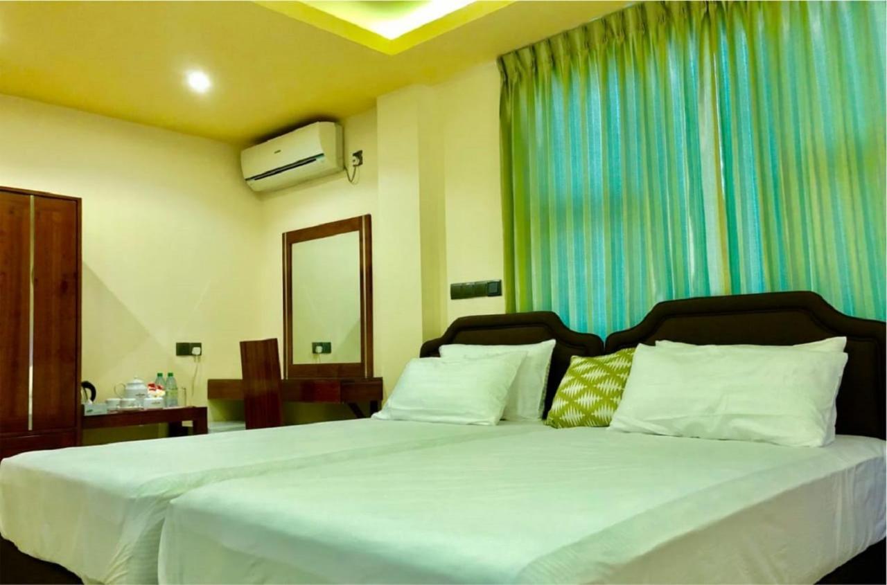 Contento Retreat Hulhumale Esterno foto