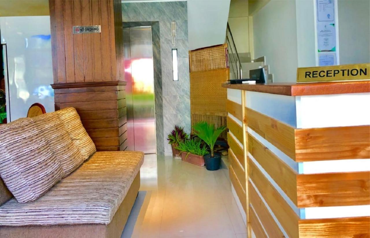 Contento Retreat Hulhumale Esterno foto